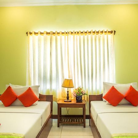 Side Walk Hotel Siem Reap Exterior photo